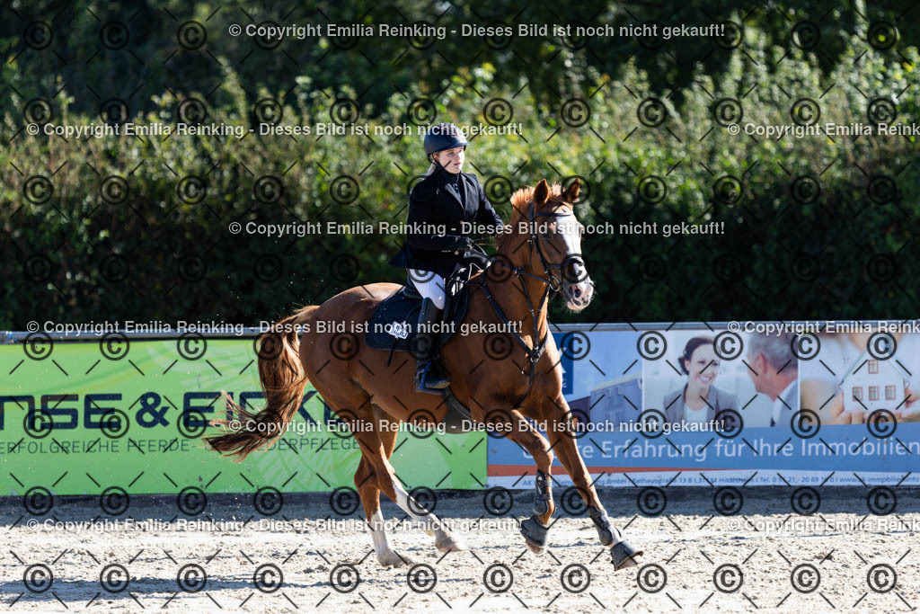 CL5A1347 | Emilia Reinking Fotografie - Realisiert mit Pictrs.com