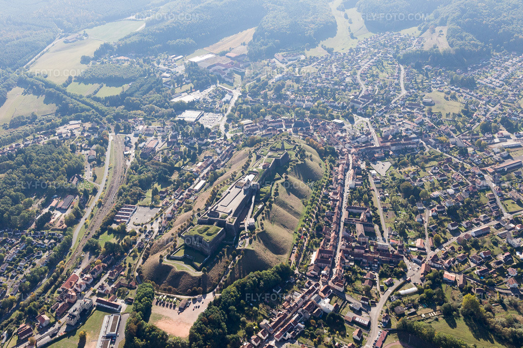 Aerial view: View of the town in Bitche in the state Moselle, France.Photo: IMG_095178.jpg taken on 10/16/2016 by Werner Riehm/FLY-FOTO.comResolution of the original: 5472 x 3648 px