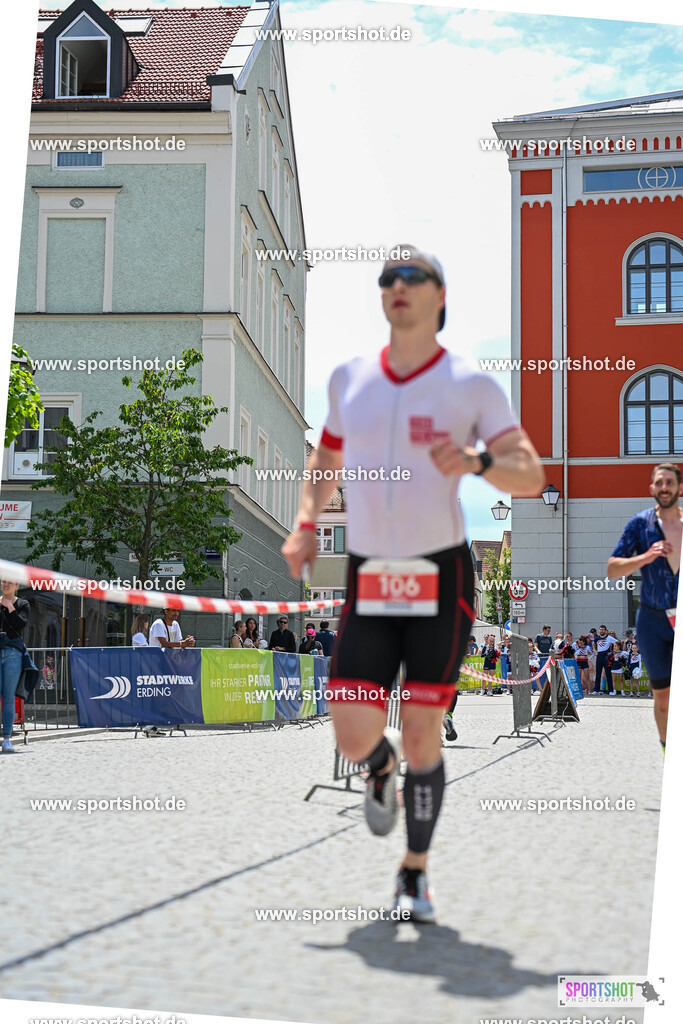 SZI_6749 | Stadttriathlon Erding 2025. #yourpictrs #sportshot_your_pictrs @Sportshotphotography #stadttriathlonerding Copyright: www.sportshot.de