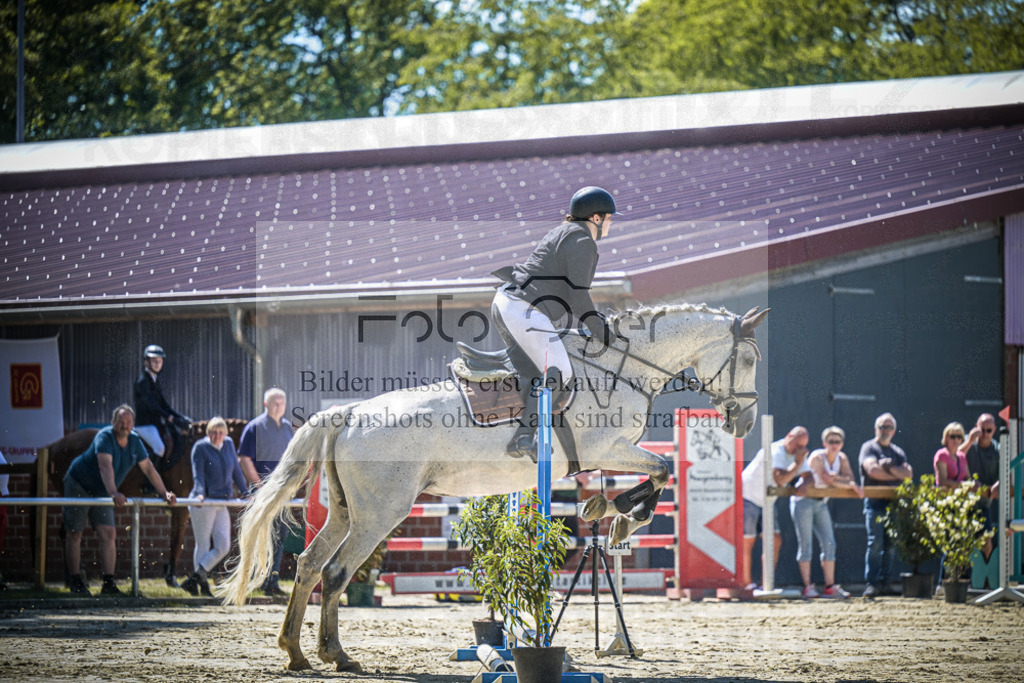 DOS_0926 | Entdecke hochwertige Reitturnierfotos von Foto Oger. Professionell, emotional und authentisch – jetzt Lieblingsmomente im Shop bestellen.Deutschlandweite Turnierfotografie. - Realisiert mit Pictrs.com