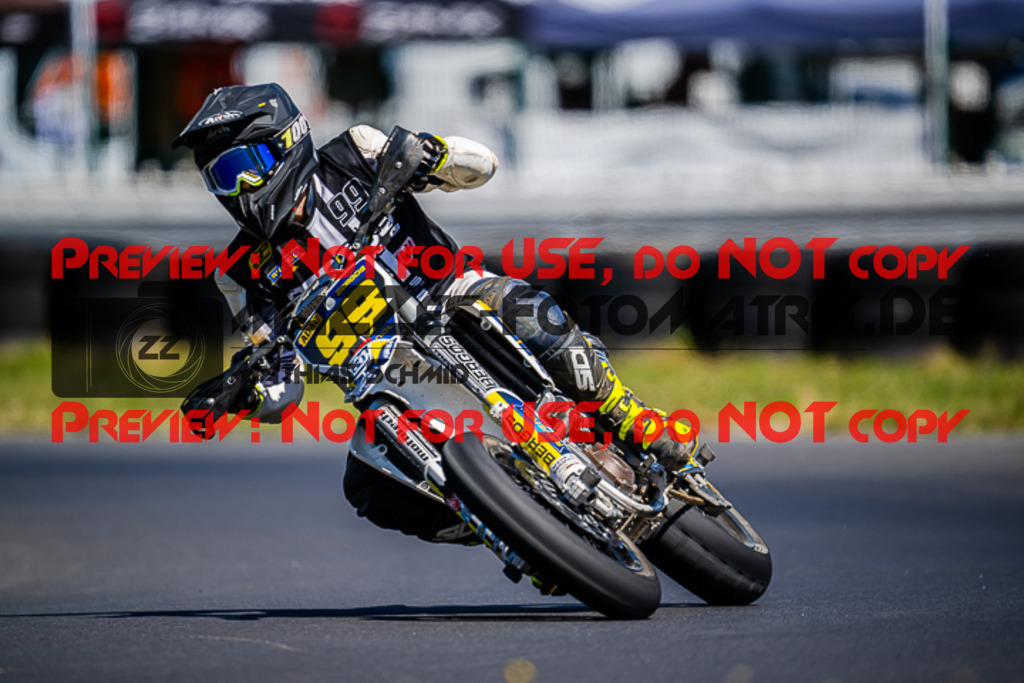 MaZZes_FotoMatrix_220703_9097 | S2