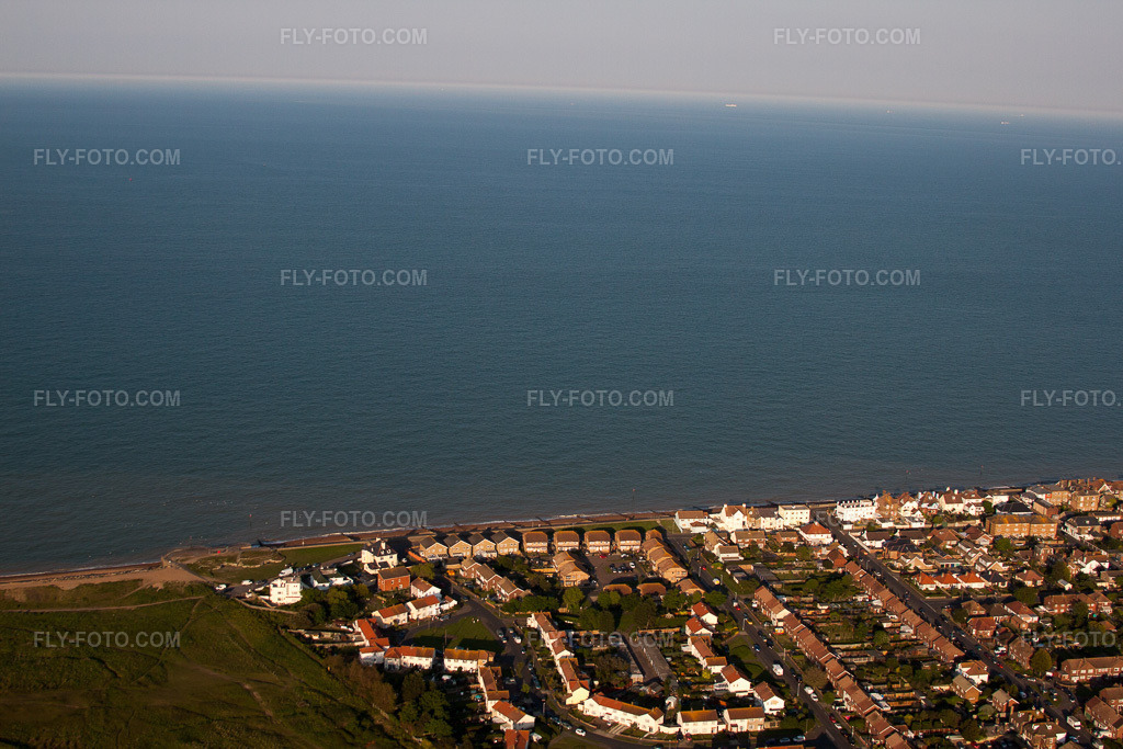 Aerial view: View of the town in Deal in the state England, Great Britain. – Photo: IMG_50715.jpg taken on 05/27/2012 by Werner Riehm/FLY-FOTO.com – Resolution of the original: 4752 x 3168 px