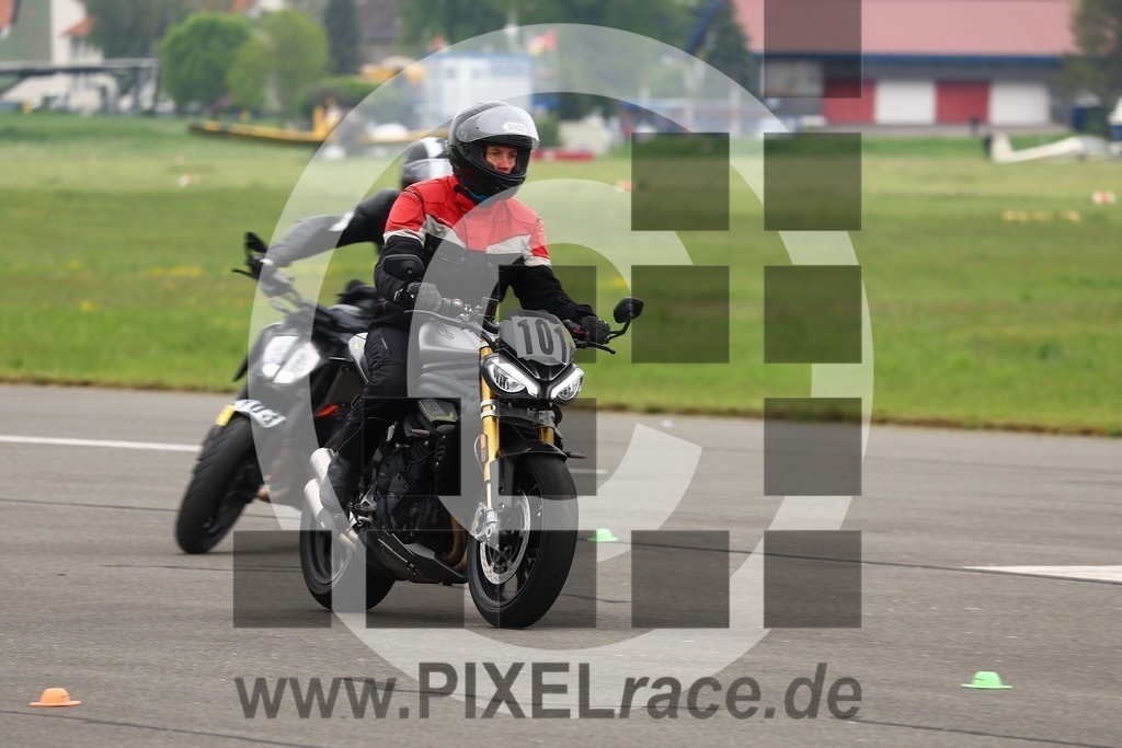 0101-20260509_00062 | Schöne Erinnerungen an spannende Momente - das festzuhalten ist unser Job. PIXELrace.de ist seit 2003 auf den Rennstrecken Europas unterwegs um die Action draußen beim Fahren und die wunderbare Stimmung imm Fahrerlager für euch einzufangen.