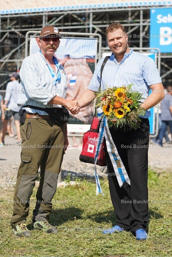 158 | René Burch leidenschaftlicher Fotograf aus Kerns in Obwalden.  Hier finden sie Sport, Landschaft und Natur Fotografie.
 - Realisiert mit Pictrs.com