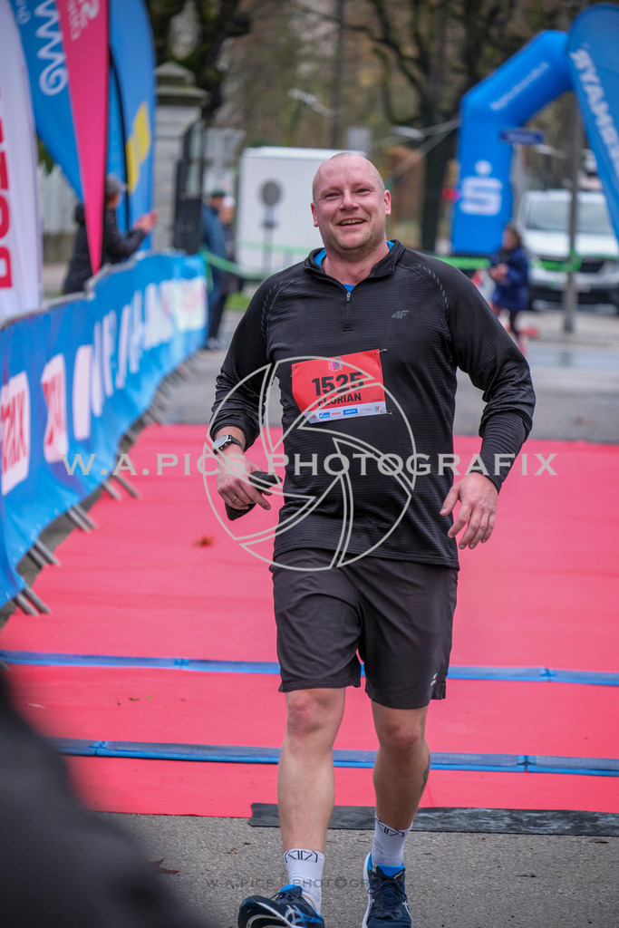 ..... | AUSTRIA, Wels, 30.03.25, ALOHA Wels Halbmarathon, Image Shows: , Foto: Wapics/RING M.