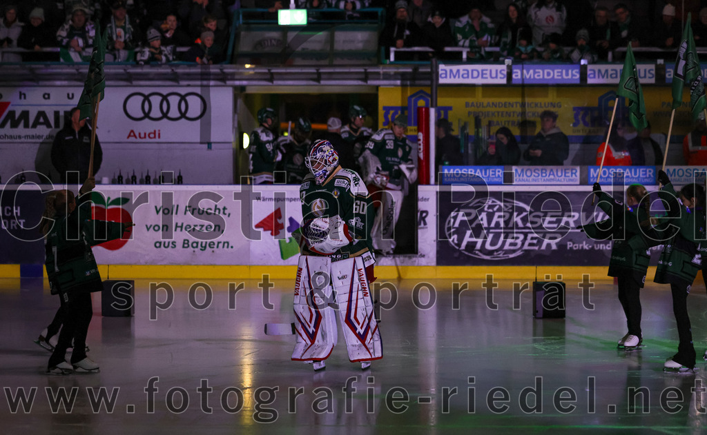 2026-02-20_041_TSV_Erding_gegen_Deggendorfer_SC | Erding, Deutschland, 20.02.2026:Eishockey, Oberliga Süd 2025 / 2026, 49. Spieltag, TSV Erding gegen Deggendorfer SC, Endergebnis: 4:1Torwart Raphael Fössinger (Erding Gladiators, #60)Foto: Christian Riedel / fotografie-riedel.net