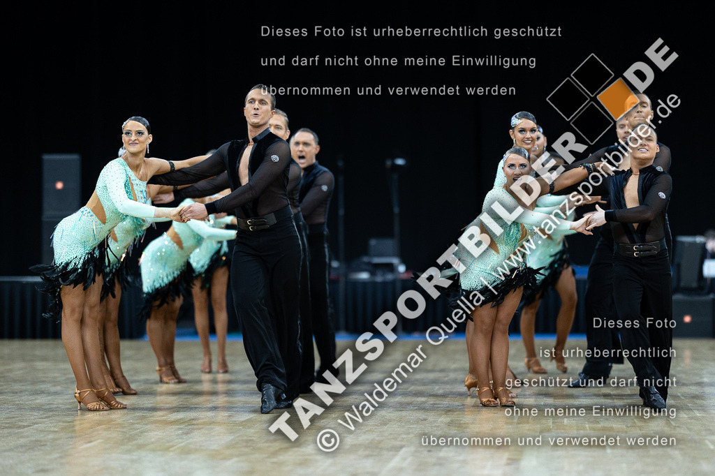 20230226-10908 | Hier finden Sie Tanz Bilder vom Latein und Standard Formationen tanzen. Sportbilder vom Tanzsport. Schöne Fotos und von Weltmeisterschaft, Europameisterschaft, Bundesliga, Regionalliga, Oberliga und Landesliga sowie von GOC Stuttgart, DanceComp, WM Bremen