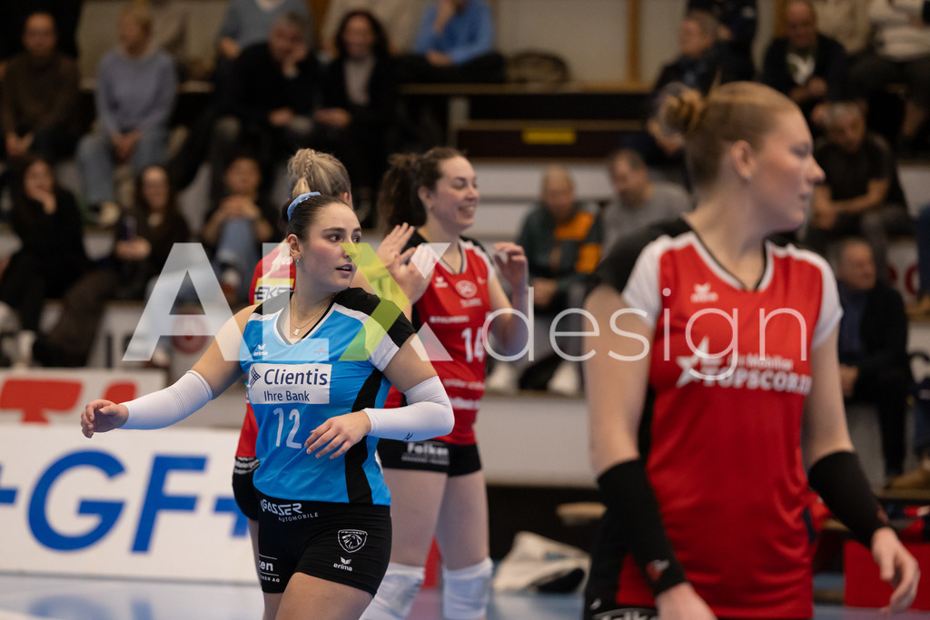 Volleyball I Frauen I Saison 2025-2026 I Volleyball NLA | Women I 1/4 Finals I VC Kanti Schaffhausen - BIWI Volleyball Franches-Montagnes I 21.02.2026 | 12 Isabella Loffreda (CH) (VC Kanti Schaffhausen) – Libera - Realisiert mit Pictrs.com