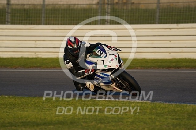 2022_05_09_PBK_19667 | Sportfotografie; SlowMotion; Video; Rennstrecke; Hafeneger; Speer; Racing; RSE; BMW; CBO; Trackday; Motorsportarena; Hockenheimring; Brno; Most; Barcelona; Valencia