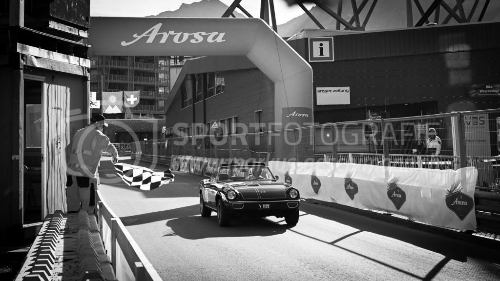 19. Arosa ClassicCar 2023 - 2. September 2023 | 19. Arosa ClassicCar 2023
Arosa, Schweiz
Wyss Andreas aus Wiesendangen mit der Startnummer 227 in einem Jensen Jensen-Healey 1120, Jahrgang 1972, in der Klasse Classic Trophy.
@arosaclassiccar, @arosa.official, #arosaclassiccar, #arosa, #76curves, #classiccar
Bild: Sportfotografie Markus Aeschimann | www.markus-aeschimann.ch - Realisiert mit Pictrs.com