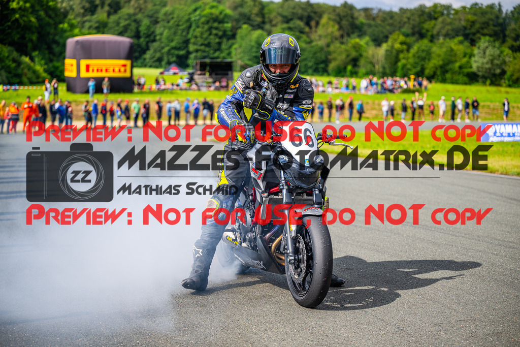 MaZZes_FotoMatrix_240728_6021986_5122 | TWIN