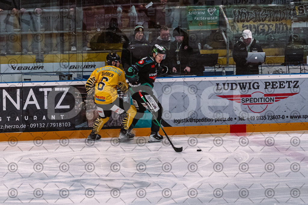 Alligators_vs_Bayreuth_16_01_2026-17 | Höchstadt Alligators Fotogalerie: Eishockey-Action aus Franken. Professionelle Spielfotos, Portraits & Stadionbilder zum Download. Jetzt entdecken! - Realisiert mit Pictrs.com