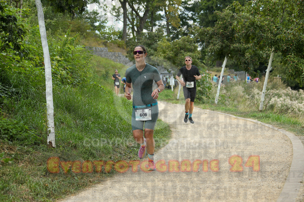 250824_1426_EX1_6182 | Sportfotografie im Rhein-Sieg Kreis, Köln, Bonn, NRW, Rheinland Pfalz, Hessen, etc. Unser Tätigkeitsfeld umfasst den Laufsport vom Volkslauf über den Marathon, Duathlon, Triathon bis zum Ultralauf wie Kölnpfad Ultra oder Schindertrail.