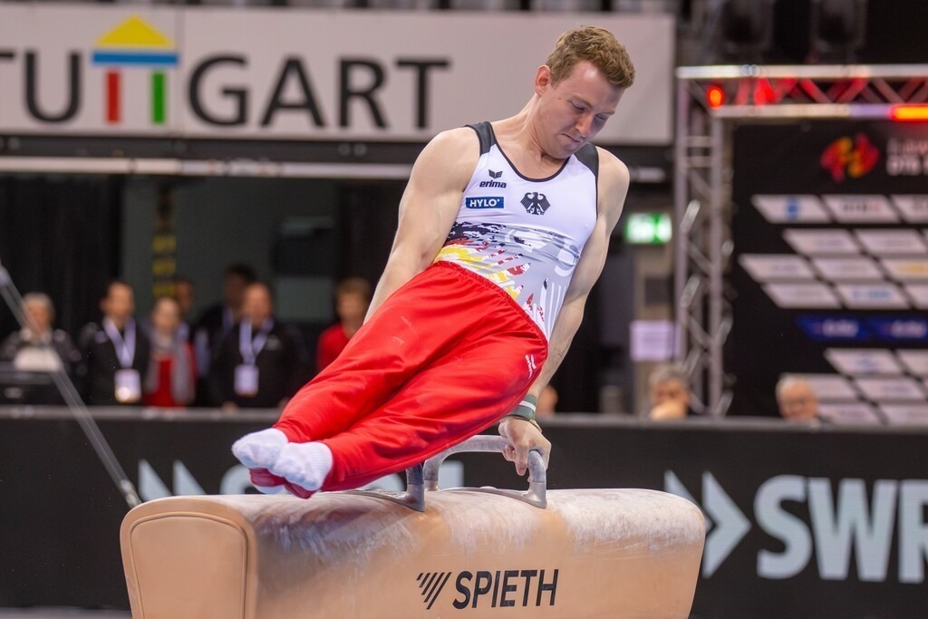 EnBW DTB-Pokal Stuttgart 2025, Mixed Cup***Nils Dunkel (Deutschland) am Pauschenpferd | EnBW DTB-Pokal Stuttgart 2025, Mixed Cup***Nils Dunkel (Deutschland) am Pauschenpferd - Realisiert mit Pictrs.com