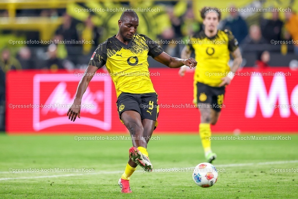 BVB13012601084 | 13.01.2026, Fußball, Borussia Dortmund - SV Werder Bremen,, 1. Fußball Bundesliga, 17. Spieltag, Signal Iduna Park, Saison 2025 2026: Torschuss Tor zum 3:0 durch Torschütze Serhou Guirassy (BVB #09)    DFB regulations prohibit any use of photographs as image sequences and or quasi-video.