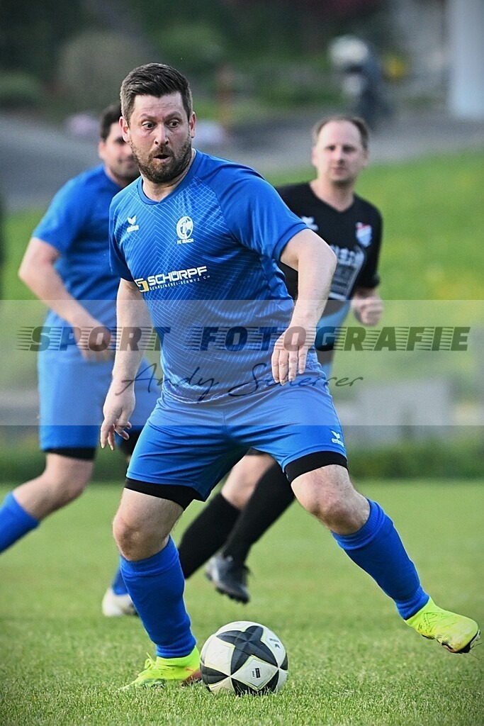 aDSC_9318 | Kaufen Sie Sportbilder im Onlineshop von Andy Scherrer Sportfotografie. Faszinierende Bilder von Sportevents aus der ganzen Schweiz. Fussball, Frauenfussball, Unihockey, Handball, Schwingen und weiteren Sportarten. - Realisiert mit Pictrs.com