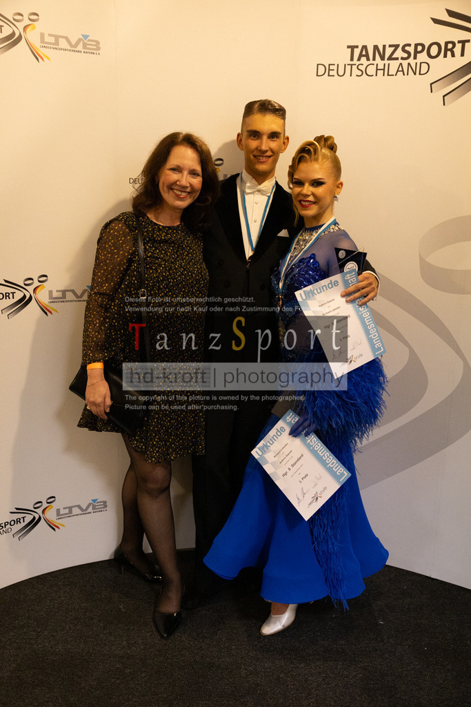 20250906_LM_By_HGR-S-Std_7943 | Tanzsportbilder, Standardtanz, Lateintanz, WDSF, DTV, LTVB, dancecomp, goc, hessen tanzt, blaues band der spree, walzer, tango, wiener walzer, slowfox, quickstepp, samba, rumba, cha-cha-cha, paso doble. jive, hd-kroft photography, turniertanzsport