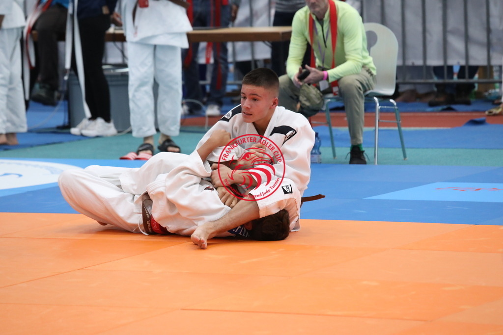 1J7A3425 | Fotos vom Adler Cup - Pictures from Adler Cup

Hier findet Ihr alle Eindrücke und großen Momente der Adler Cup Wochenenden. Here you will find all impressions and great moments of the Adler Cup weekends. - Realisiert mit Pictrs.com