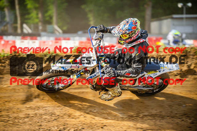 MaZZes_FotoMatrix_230701_9300 | S3