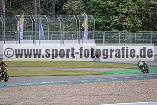 spof8741 | Professionelle Fotos von Sportveranstaltungen, aber auch Hochzeiten und anderen Events. - Realisiert mit Pictrs.com