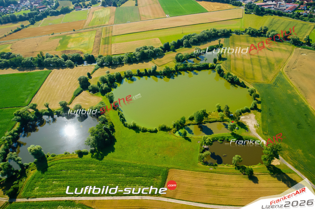 Die Luftaufnahme Johannisthal - Küps wurde vom UL-Flugzeug (keine Drohne) aus fotografiert.Hohe Druck- Auflösung-die Geschenkidee!