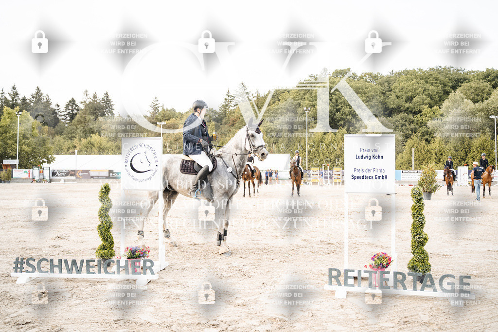 CK704235 | Turnierfotografie Pferdefotografie Trier Rheinland-Pfalz Pferdesport Reitsport Tierfotografie Sportfotografie Pferdevideo Pferdevideografie Equestrianvideography equestrianphotography  - Realisiert mit Pictrs.com
