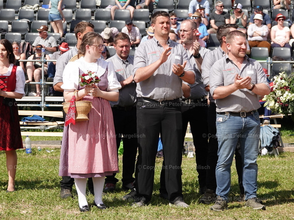 DSC06845 | Schwingen - Realisiert mit Pictrs.com