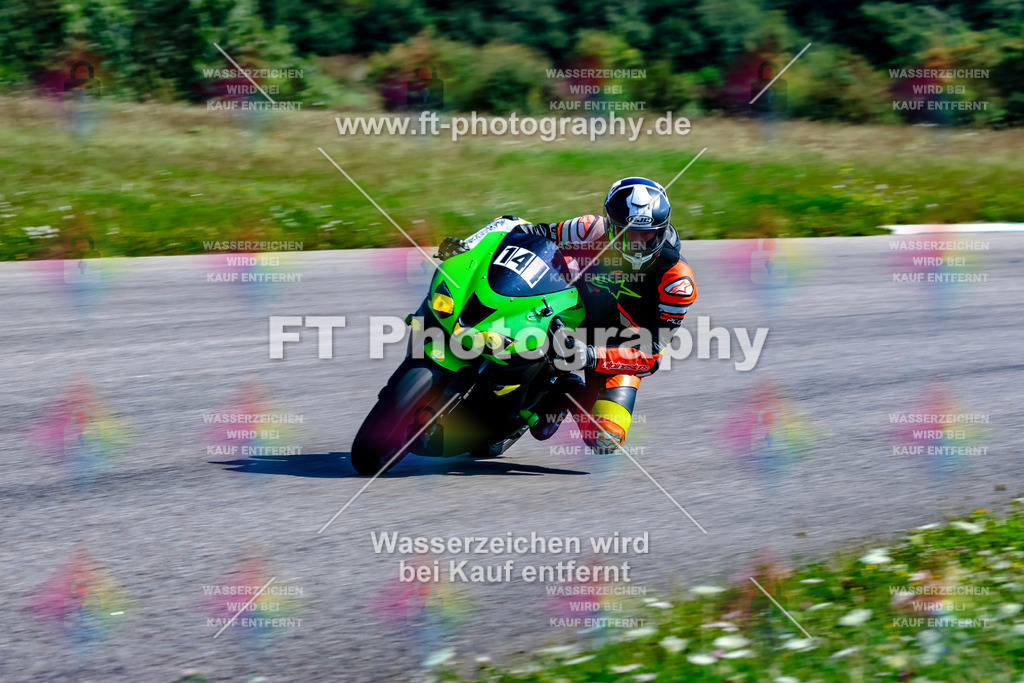 _TOU4068 | Hier findet Ihr Bilder von Touristenfahrten auf der Nürburgring Nordschleife oder von anderen Veranstaltungen die ich besucht habe. Viel Spass beim Durch Schauen 