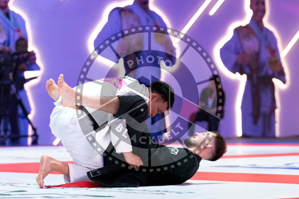 20231107PBB4215 | Fighters compete during the AJP World Master Championship in the Mubadala Arena in Abu Dhabi, Arab United Emirates, on November 7, 2023.