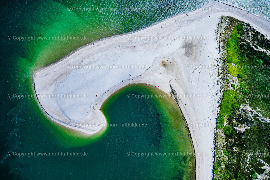 Sylt_Hörnum_Hörnumer_Odde_Strand_Senkrechtaufnahme_ELS_9922130825 | HöRNUM (SYLT) 21.06.2025 Küstenbereich der " Hörnumer Odde " in Hörnum auf der Nordseeinsel Sylt im Bundesland Schleswig-Holstein. Weiterführende Informationen bei: Sylt Marketing GmbH. // Coastal area of the " Hoernumer Odde " in Hoernum on the North Sea island of Sylt in the federal state of Schleswig-Holstein. Further information at: Sylt Marketing GmbH. Foto: Martin Elsen