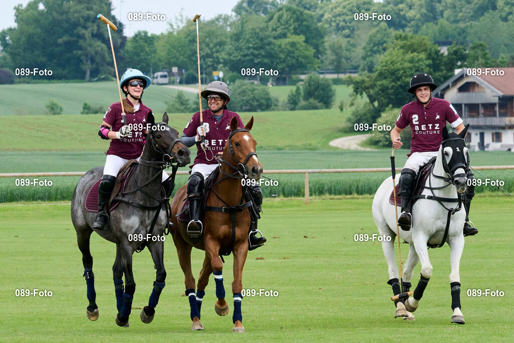 La Tarde Bavarian Trophy 2025, Betz Couture Polo Team vs D.A.R Metall AG Polo Team | La Tarde Polo Club Munich, La Tarde Bavarian Trophy 2025, Betz Couture Polo Team vs D.A.R Metall AG Polo Team, Foto: 089-foto - Realisiert mit Pictrs.com