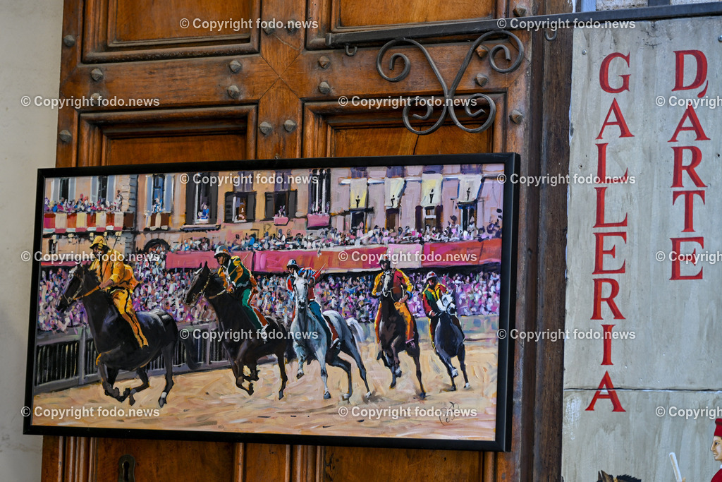 Italien_ Toscana_ Siena_ 27.05.2024-63 | 27.05.2024, Italien, ITA, Toskana, Siena im Bild Stadtansichten, Gebäude, Architektur, Touristen, Historisch, Souvenier, Piazza Del Campo, Dom von Siena


Siena ist Hauptstadt der Provinz Siena und gilt als eine der schönsten Städte der Toskana und Italiens. Die historische Altstadt gehört seit 1995 zum UNESCO-Welterbe. 

