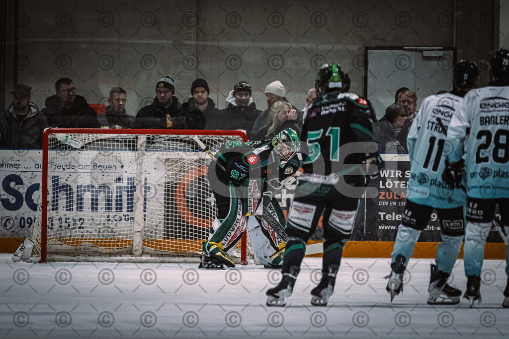 Alligators_vs_Lindau_21_12_2025-071 | Höchstadt Alligators Fotogalerie: Eishockey-Action aus Franken. Professionelle Spielfotos, Portraits & Stadionbilder zum Download. Jetzt entdecken! - Realisiert mit Pictrs.com