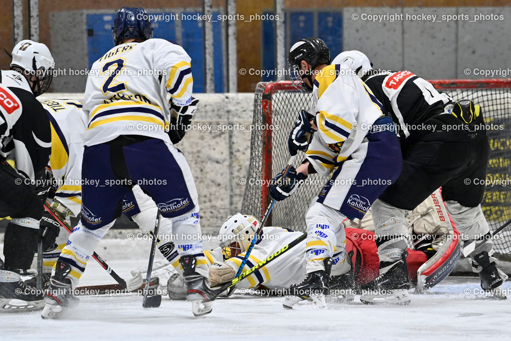 EC Tigers Paternion vs. Tarco Wölfe II | #2 Pranjic Marko EC Tigers Paternion, #21 Lesacher Jürgen EC Tigers Paternion, EC Tigers Paternion vs. Tarco Wölfe II, EC Tigers Paternion vs. Tarco Wölfe II am 19.12.2024 in Spittal an der Drau (Eissportzentrum Spittal), Austria, (Photo by Bernd Stefan)