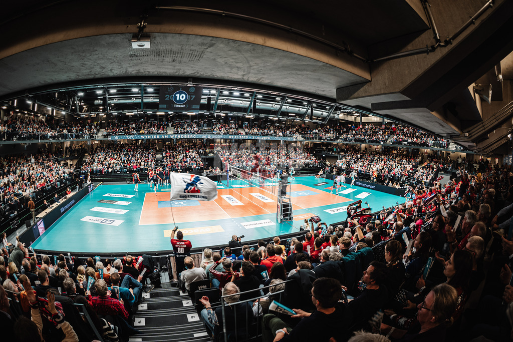 Volleyball | Herren | Saison 2025/2026 | 1. Volleyball Bundesliga Männer | DVV Pokal Halbfinale | SVG Lüneburg vs. SWD powervolleys Düren | 16.12.2025 | Die volle LKH Arena Totale