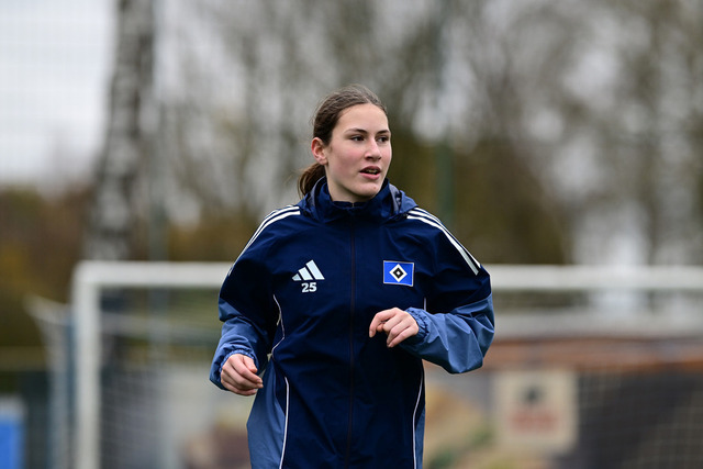 Fußball I Juniorinnen I Saison 2025-2026 I Regionalliga Nord I 7. Spieltag I Hamburger SV U17 - SpVg Aurich U17 I 00877 | Der Sportfotograf. - Realisiert mit Pictrs.com