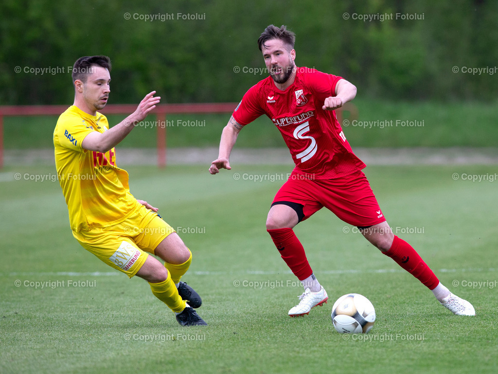 A_LUI_30042022_49 | SPORT,FUSSBALL,LT1 OOE LIGA ASKOE OEDT-DONAU LINZ 30.04..2022 IM BILD:  SIMON ABRAHAM (OEDT)  UND FABIAN UNTERRAINER (DONAU)FOTO:FOTOLUI