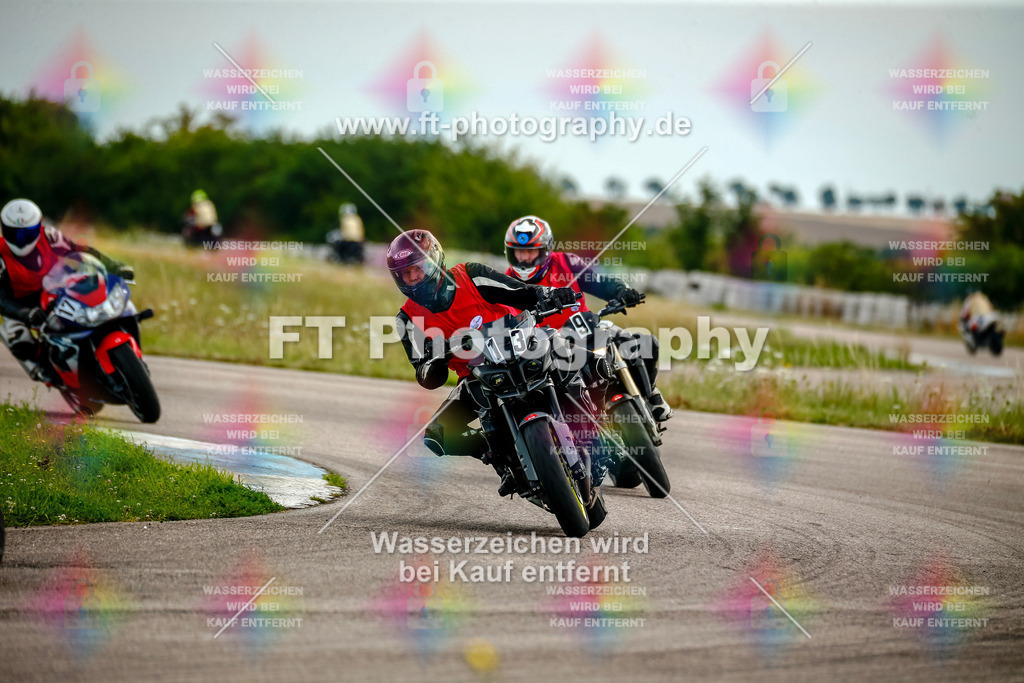 Chambley Juli-2483 | Hier findet Ihr Bilder von Touristenfahrten auf der Nürburgring Nordschleife oder von anderen Veranstaltungen die ich besucht habe. Viel Spass beim Durch Schauen 