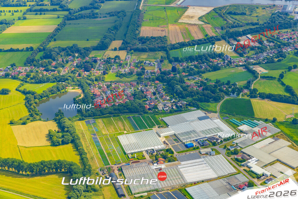 Schrägluftbild  Völlen  Westoverledingen - Das Luftbild wurde 2025 vom UL-Flugzeug heraus erstellt (ohne Drohne- keine Drohnenaufnahme ) - Hochauflösende Luftaufnahme -Nicht vergleichbar mit Google Maps oder Satelittenbilder- Die Geschenkidee !Mit Lizenz und Bildrechte bestellbar