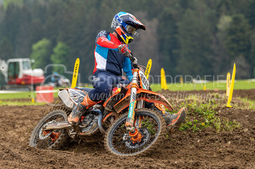 Motocross Schlatt bei Winterthur - 30. April 2022 | Motocross Schlatt bei Winterthur
MC Wila, Schlatt bei Winterthur
Bild: Sportfotografie Markus Aeschimann | www.markus-aeschimann.ch - Realisiert mit Pictrs.com