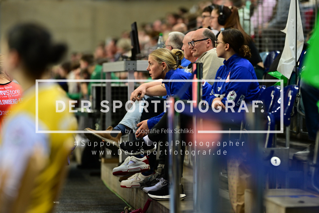 Handball I Frauen I Saison 2025-2026 I 1. HBF I 9. Spieltag I VfL Oldenburg - HSG Blomberg-Lippe I 75708 | Der Sportfotograf. - Realisiert mit Pictrs.com