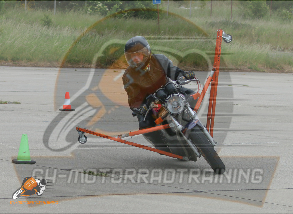 IMG_0089 | gh-motorradtraining-foto.de - Realisiert mit Pictrs.com