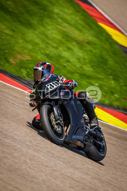 0039-250807SR-035_39 | Deine Full-Service-Agentur für ✔️Videoproduktionen und ✔️Motorsportfotografie Jetzt Angebot anfragen!