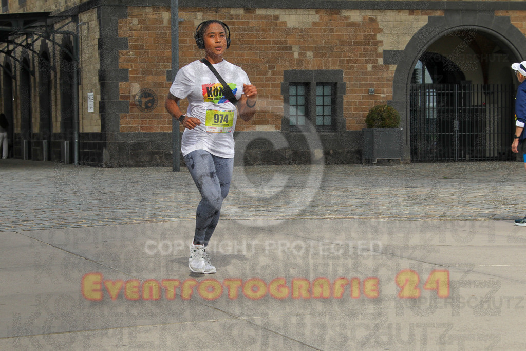 250920_1326_EV4_5531 | Sportfotografie im Rhein-Sieg Kreis, Köln, Bonn, NRW, Rheinland Pfalz, Hessen, etc. Unser Tätigkeitsfeld umfasst den Laufsport vom Volkslauf über den Marathon, Duathlon, Triathon bis zum Ultralauf wie Kölnpfad Ultra oder Schindertrail.