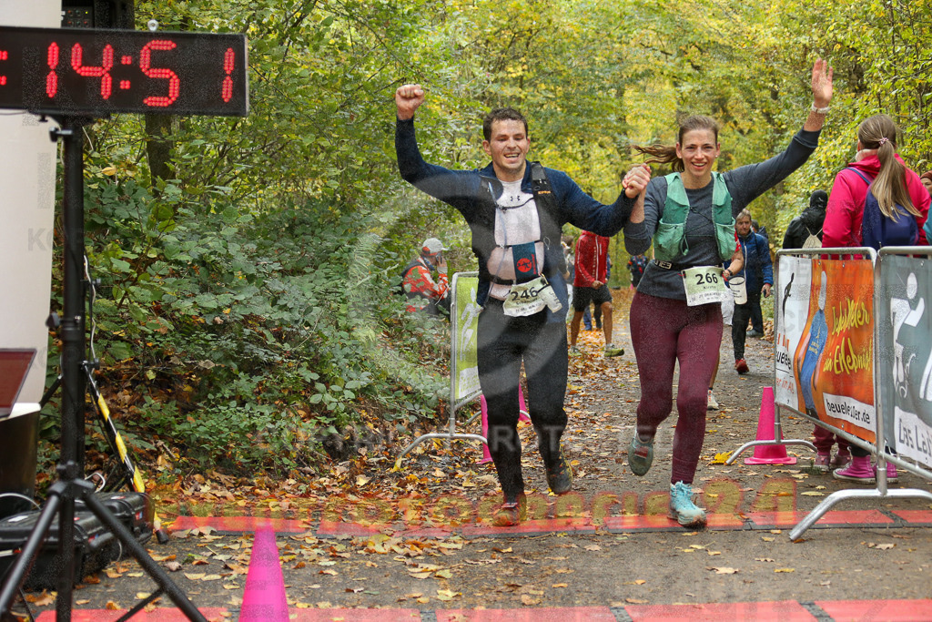 251026_1316_EX1_3047 | Sportfotografie im Rhein-Sieg Kreis, Köln, Bonn, NRW, Rheinland Pfalz, Hessen, etc. Unser Tätigkeitsfeld umfasst den Laufsport vom Volkslauf über den Marathon, Duathlon, Triathon bis zum Ultralauf wie Kölnpfad Ultra oder Schindertrail.