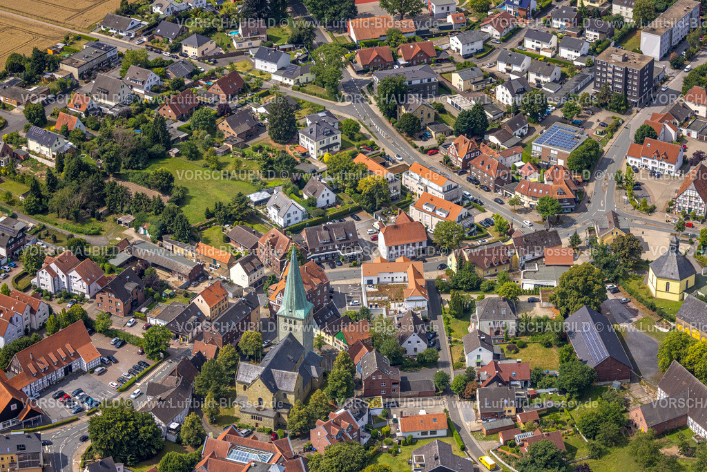 Hamm250701361Rhynern | Luftbild, Ortszentrum und katholische Pfarrkirche St.Regina Rhynern, Stadtbezirk Rhynern, Hamm, Ruhrgebiet, Nordrhein-Westfalen, Deutschland