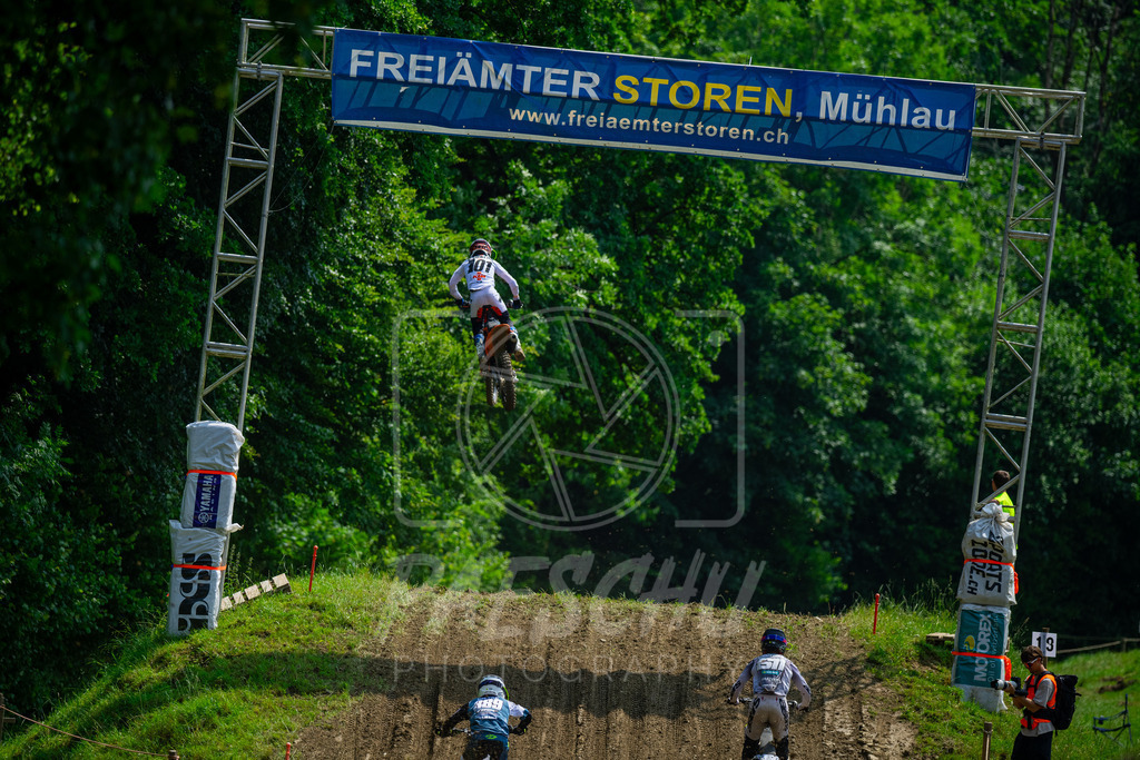MX 2 (568) | Paeschuphoto Shop - Wer nicht sucht der auch nicht findet.Ob Motocrossbilder oder von einem besuchtem Spiel, Hauptsache Action. - Realisiert mit Pictrs.com