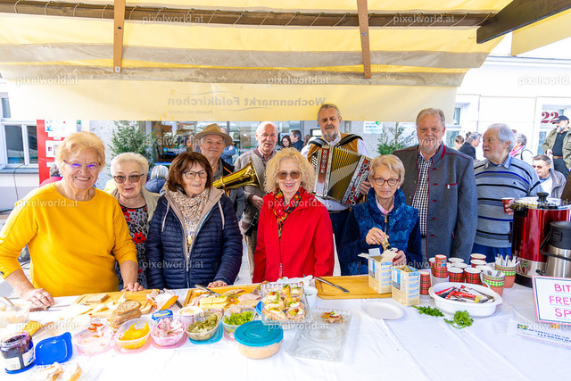 Seniorenbund - Frühstück am Hauptplatz | Bildershop von pixelworld.at - Realisiert mit Pictrs.com