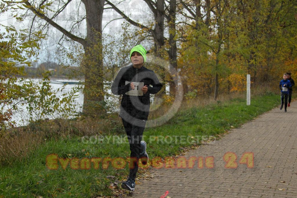 221127_1039_EV4_1852 | Sportfotografie im Rhein-Sieg Kreis, Köln, Bonn, NRW, Rheinland Pfalz, Hessen, etc. Unser Tätigkeitsfeld umfasst den Laufsport vom Volkslauf über den Marathon, Duathlon, Triathon bis zum Ultralauf wie Kölnpfad Ultra oder Schindertrail.