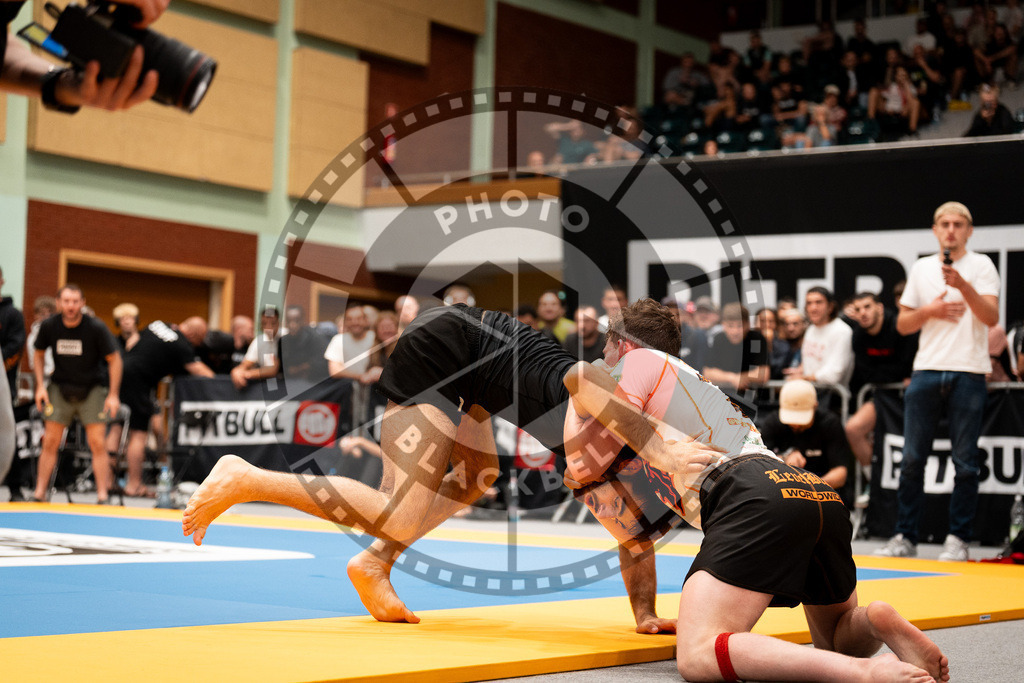 20250906PBB3260 | Fighters compete during the ADCC European Trials  competition in Warsaw, Poland, on September 6, 2025.